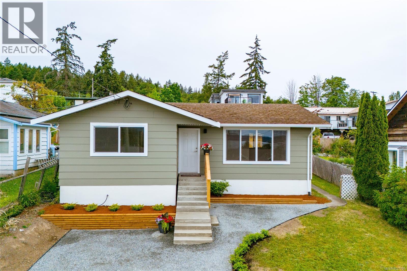 8082 York Ave - 5