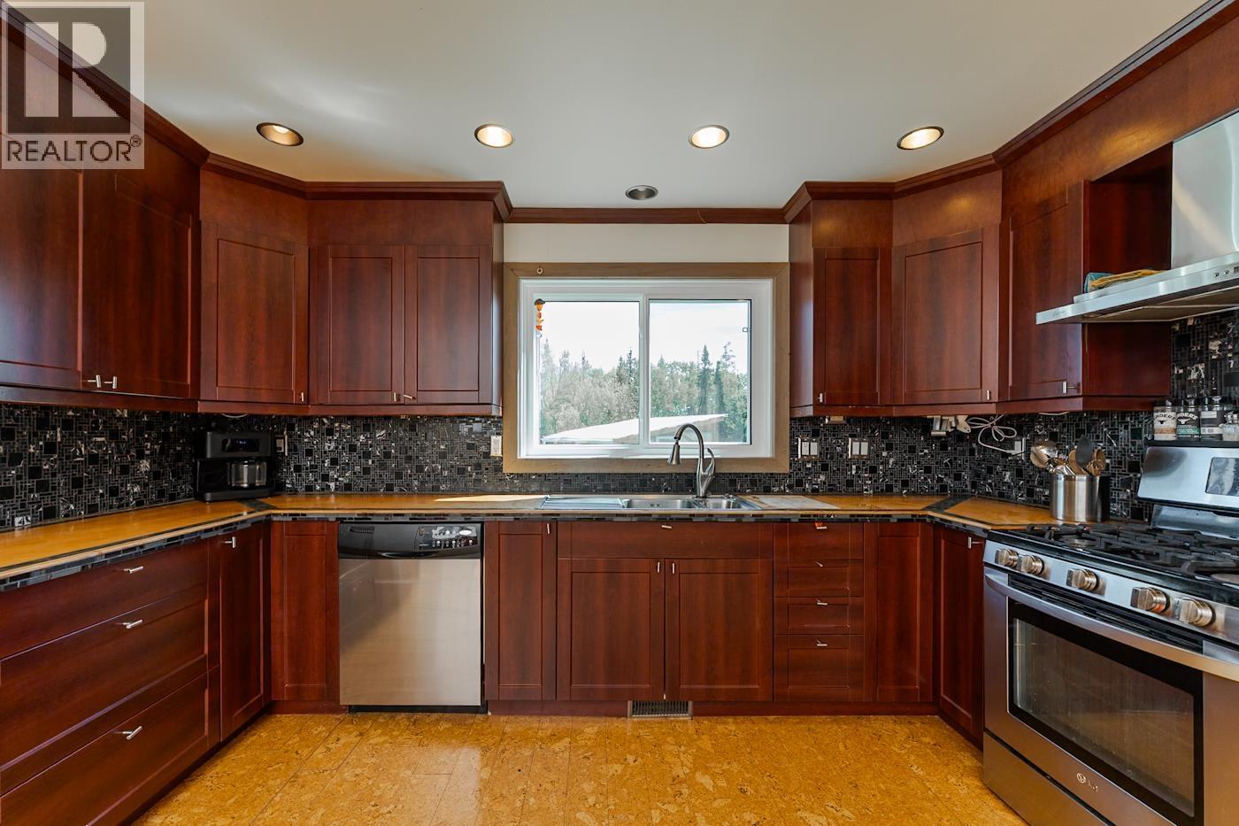 Kitchen of 14695 EAST BEVERLEY ROAD · Prince George, BC