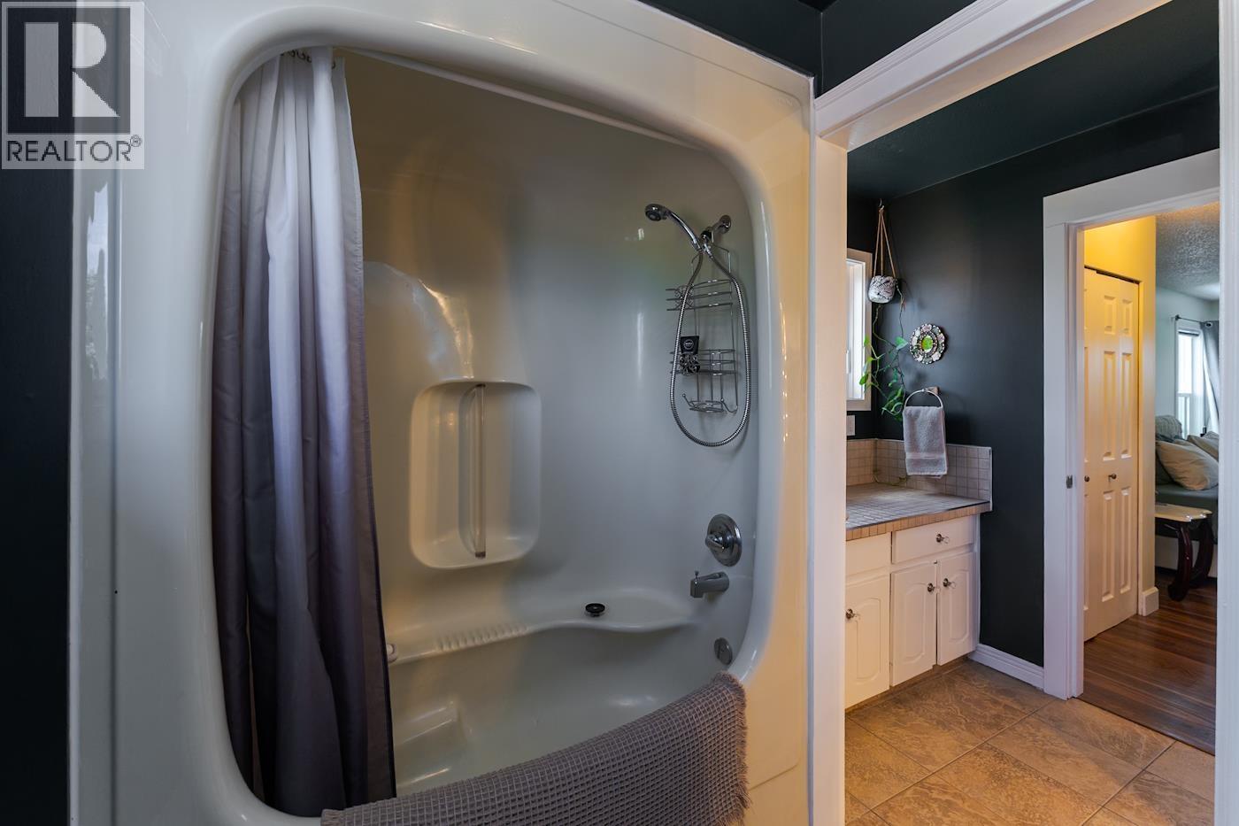 Photo 25 of 35 — 14695 EAST BEVERLEY ROAD · Prince George, BC