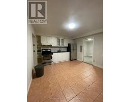 Mainfloor - 139 Lippincott Street, Toronto, ON M5S2P3 Photo 13