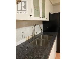 Mainfloor - 139 Lippincott Street, Toronto, ON M5S2P3 Photo 15