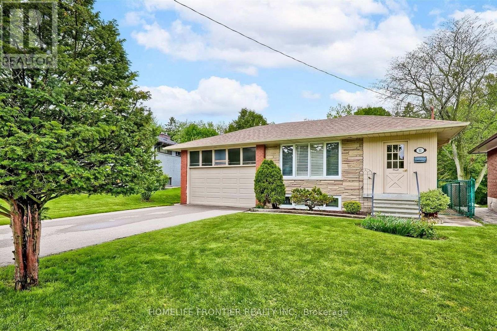 Photo of 11 Alpaca Drive