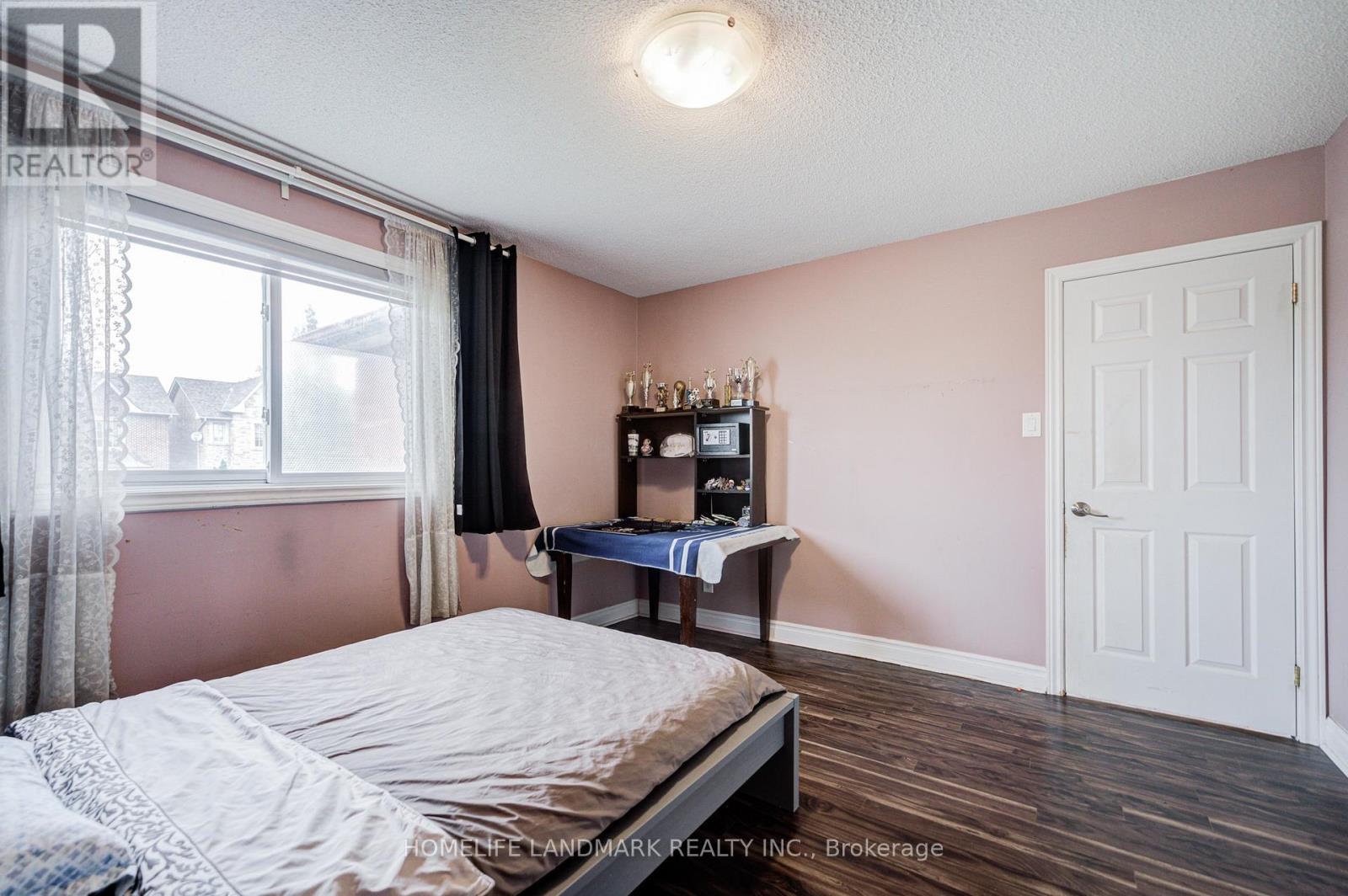 35 ROYAL PALM DRIVE - 28