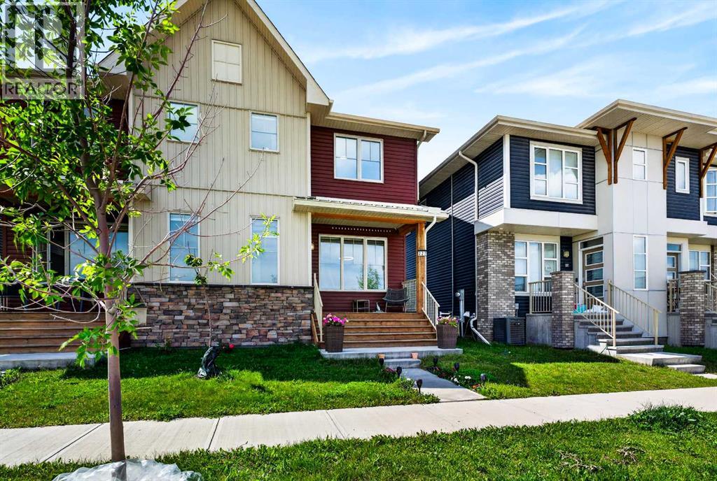 227 Chinook Gate Boulevard Southwest