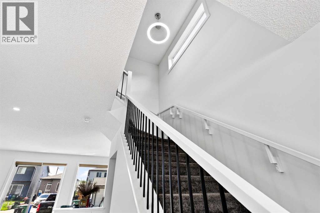 227 Chinook Gate Boulevard Southwest - Photo 22