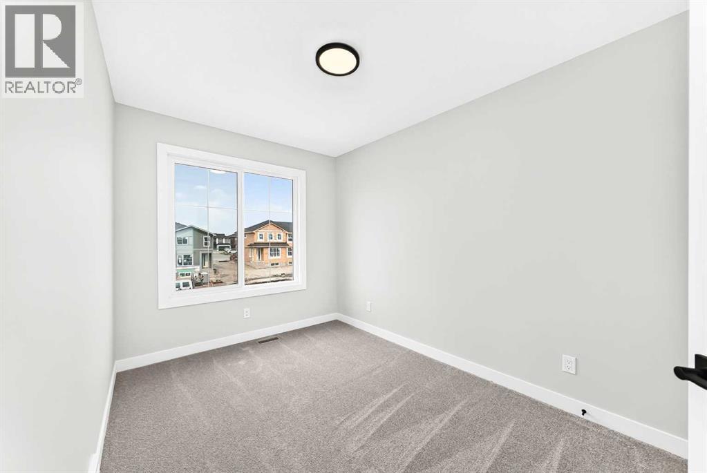 186 Lanark Gate SE - Image 24