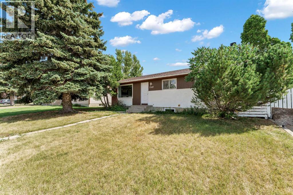 2169 Hawke Crescent NE - Image 3