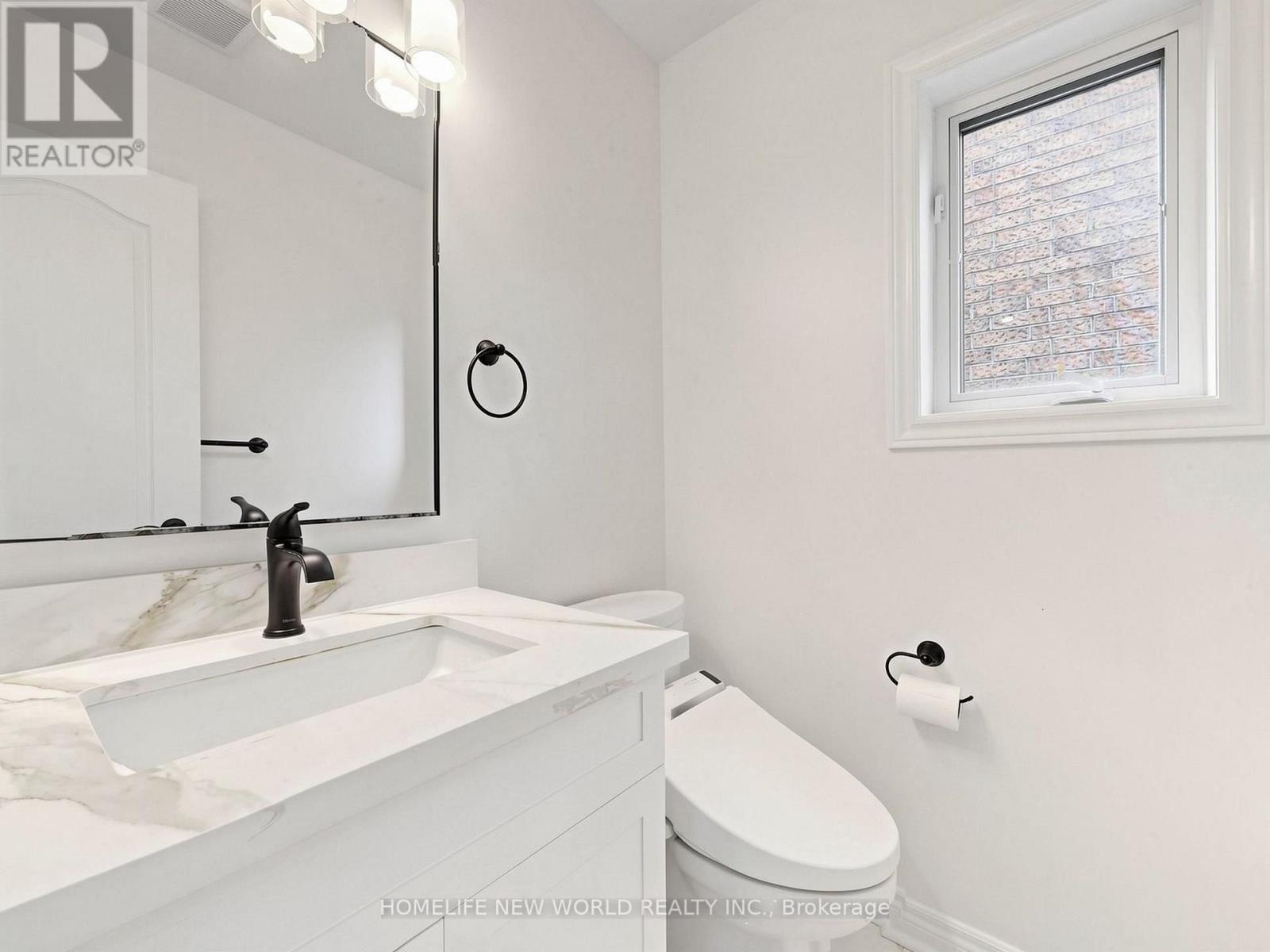 7 MONACO CRESCENT - 21