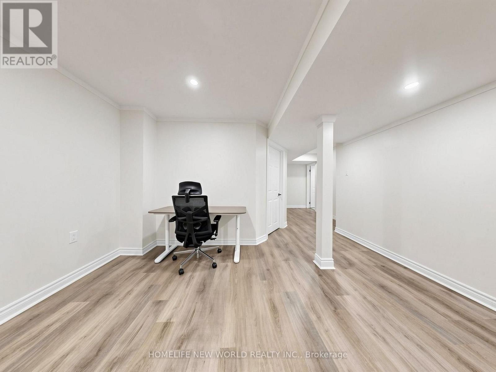 7 MONACO CRESCENT - 41