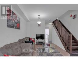 6 Frederick Pearson Street, East Gwillimbury, ON L9N0R9 Photo 12