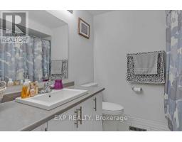 6 Frederick Pearson Street, East Gwillimbury, ON L9N0R9 Photo 14