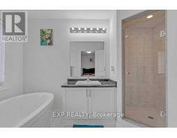 6 Frederick Pearson Street, East Gwillimbury, ON L9N0R9 Photo 16