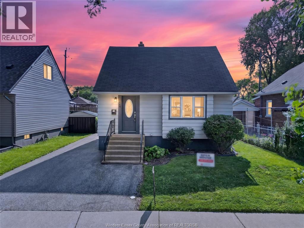 1953 FRANCOIS ROAD - 1
