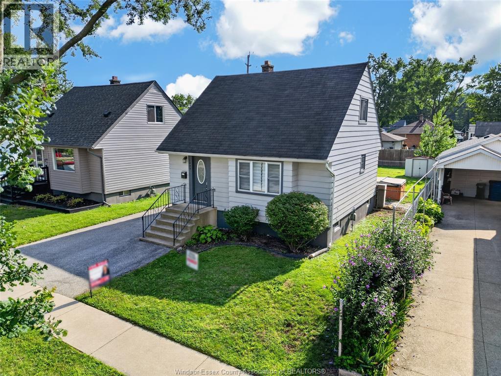 1953 FRANCOIS ROAD - 4