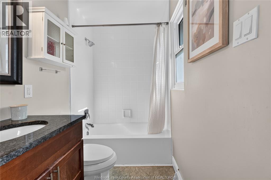 1953 FRANCOIS ROAD - 27
