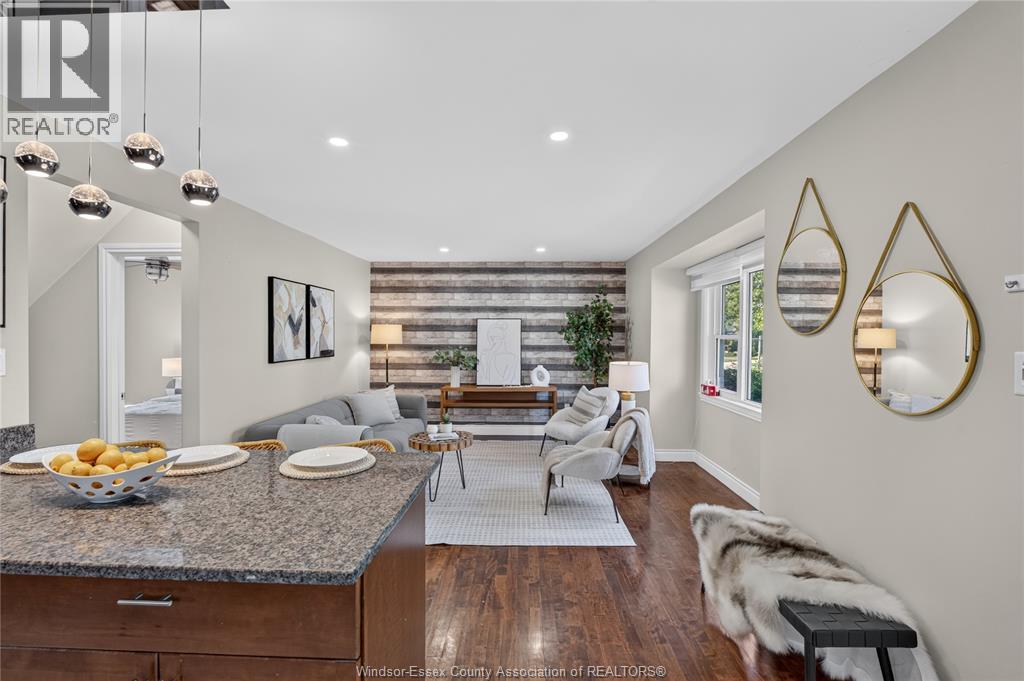 1953 FRANCOIS ROAD - 10