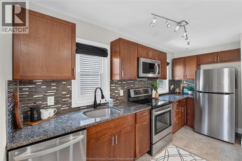 1953 FRANCOIS ROAD - 13
