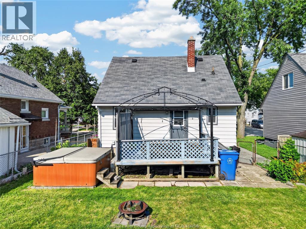 1953 FRANCOIS ROAD - 40