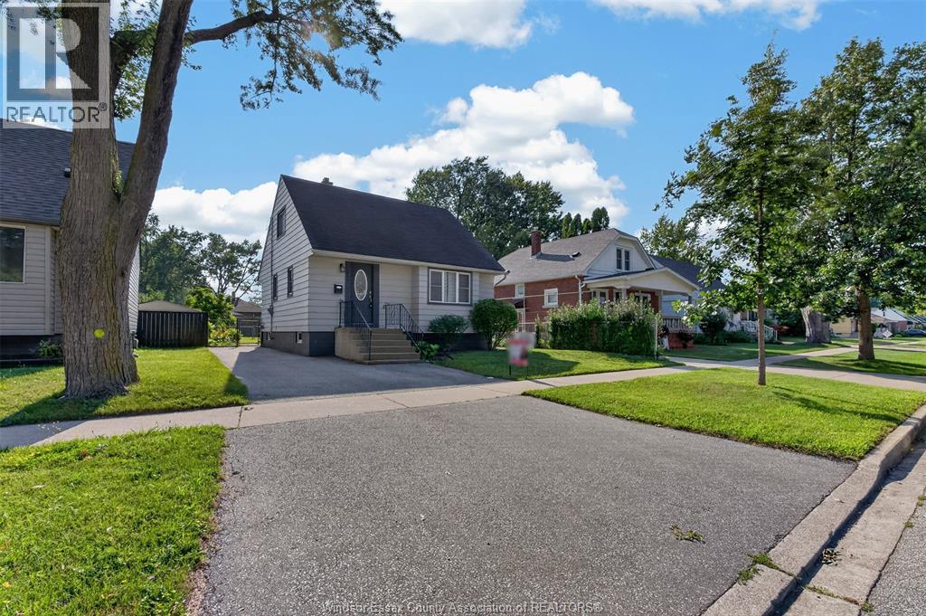 1953 FRANCOIS ROAD - 46