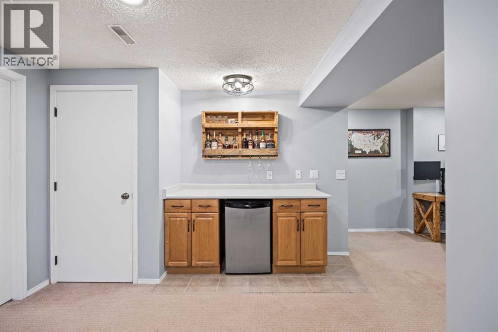 690 Regal Park NE - Image 32
