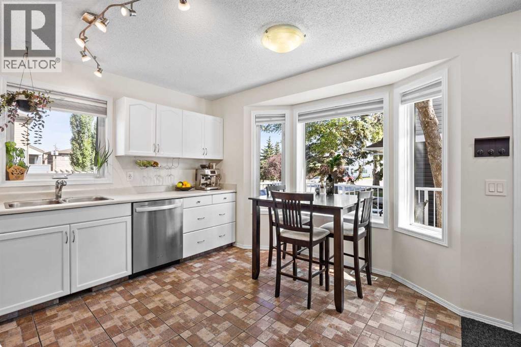 690 Regal Park NE - Image 16