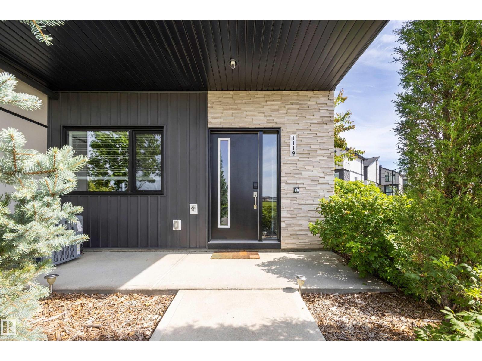 1119 KESWICK DR SW - 2