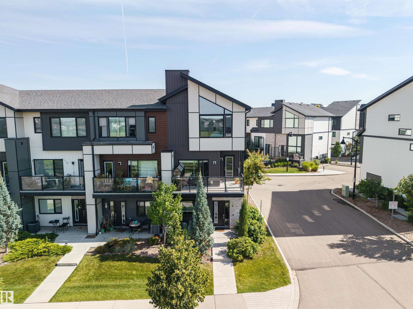 1119 KESWICK DR SW - 33