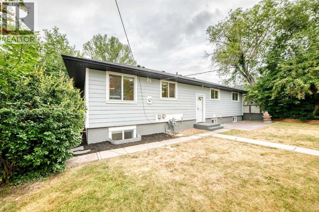 4112 19 Street NW - Image 40