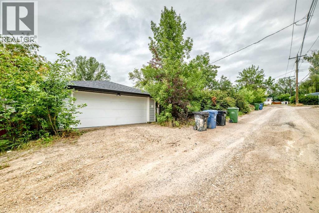 4112 19 Street NW - Image 42