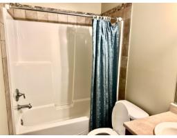 1664 King George Boulevard, Surrey, BC V4A4Z8 Photo 24