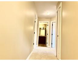 1664 King George Boulevard, Surrey, BC V4A4Z8 Photo 20