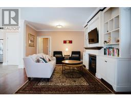 Living room - 6177 Regina Terrace, South End, NS B3H1N4 Photo 10