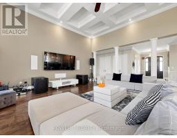 Living room - 9 Emerald Heights Drive, Whitchurch Stouffville, ON L4A0C8 Photo 8