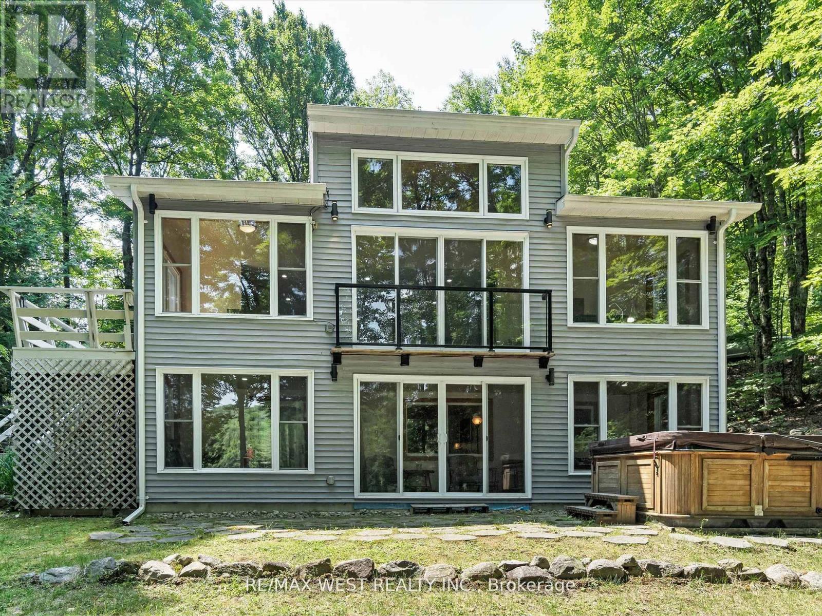 1091 MCARTHUR POINT ROAD