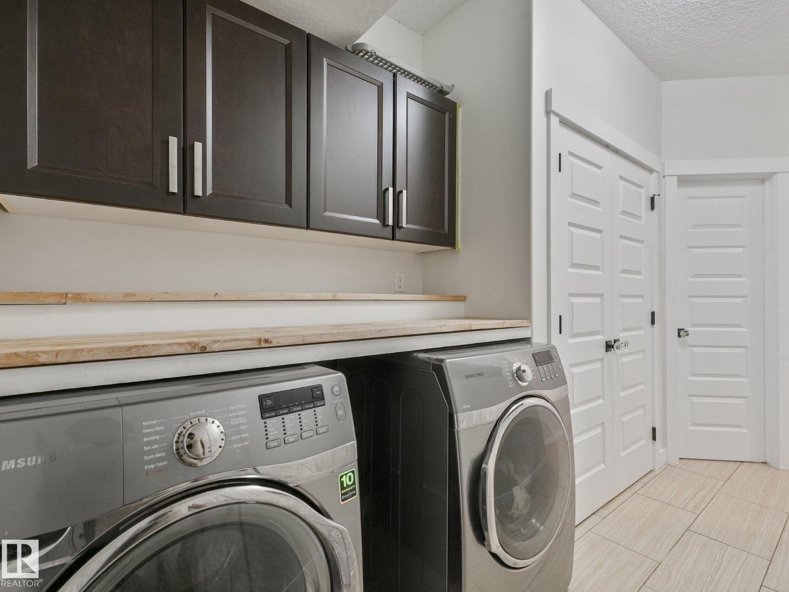30 SHOREWOOD CR - 37