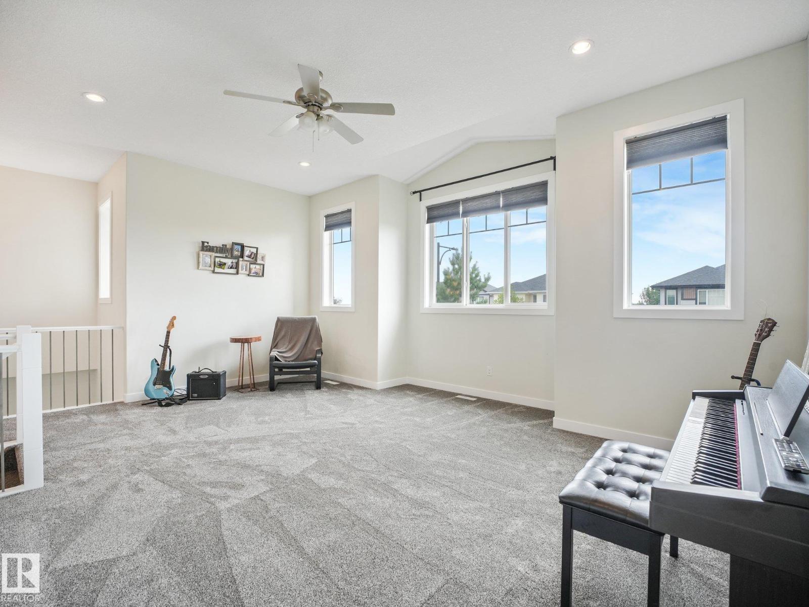 30 SHOREWOOD CR - 41