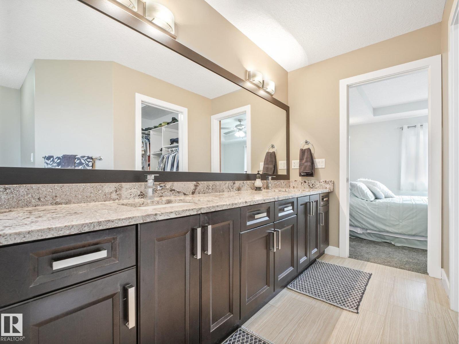 30 SHOREWOOD CR - 55