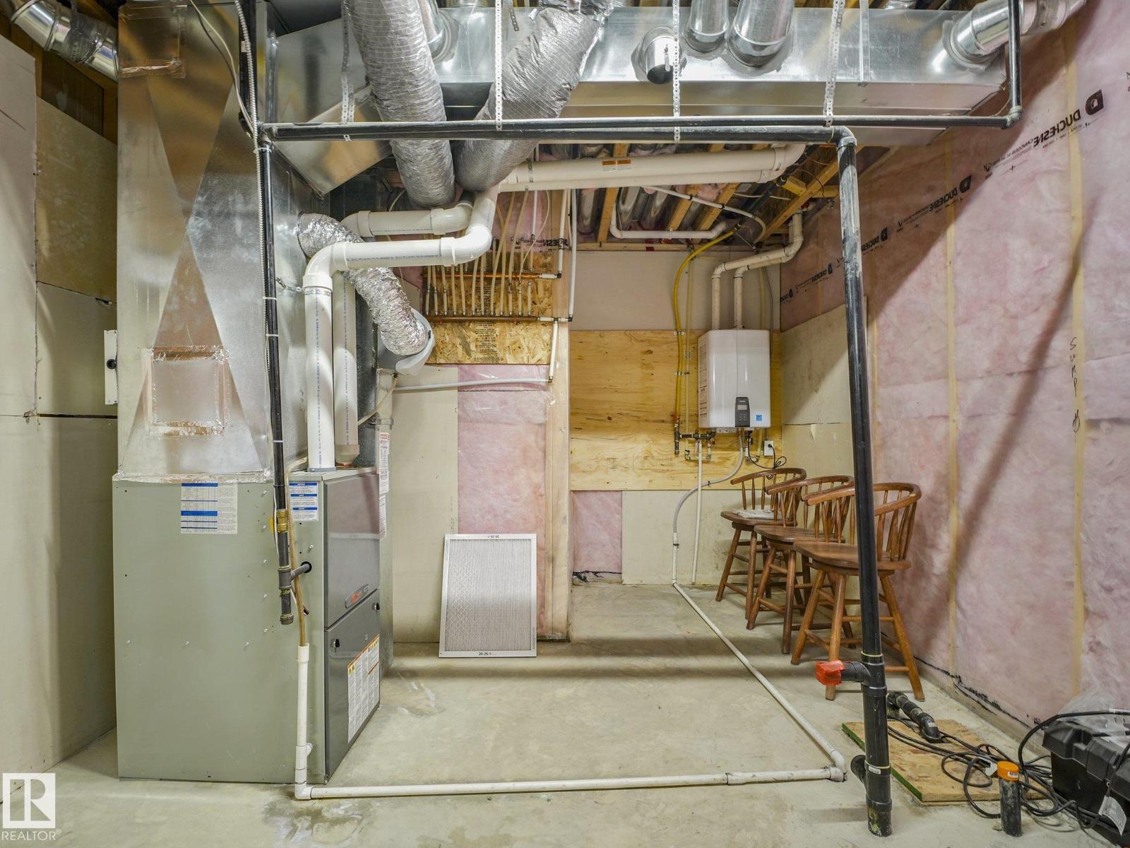 30 SHOREWOOD CR - 59