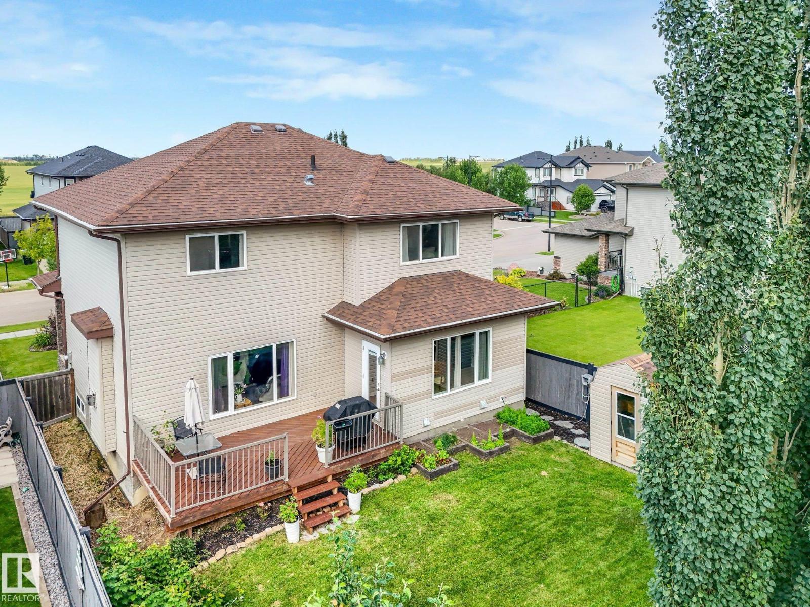30 SHOREWOOD CR - 65
