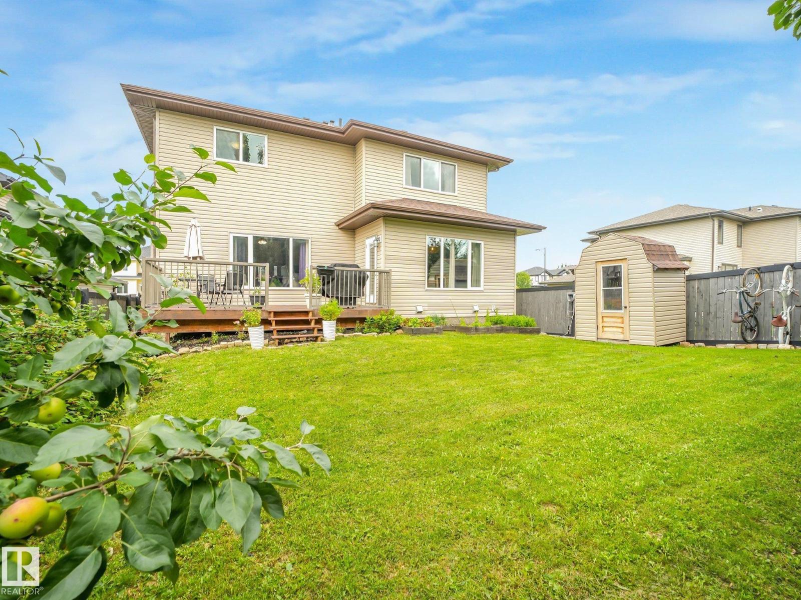 30 SHOREWOOD CR - 69