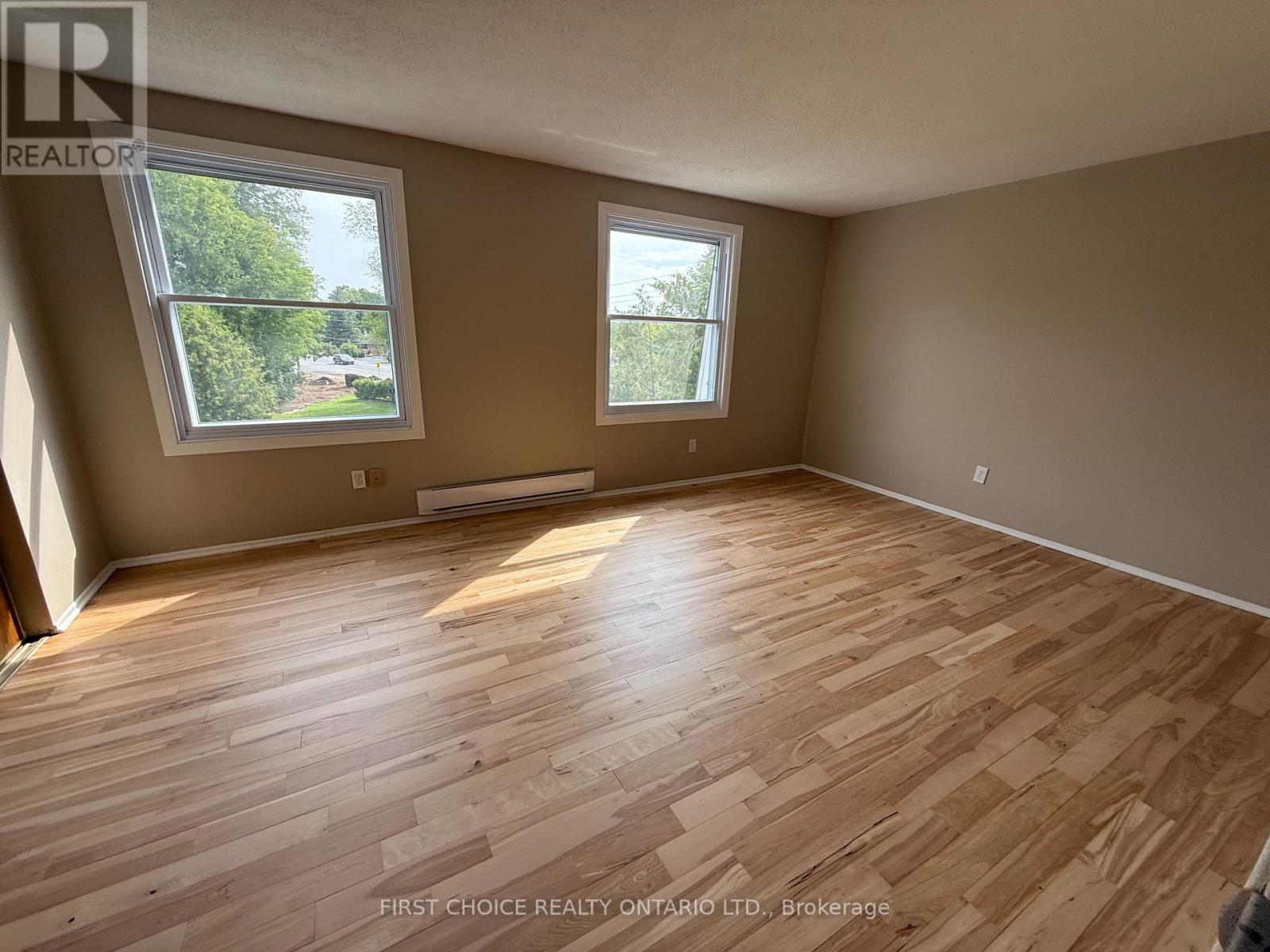4 Bed, 3 Bath House for Sale in Ottawa – 32 APPLEBY PRIVATE N, Ottawa – MLS# X13653532 - Image 16