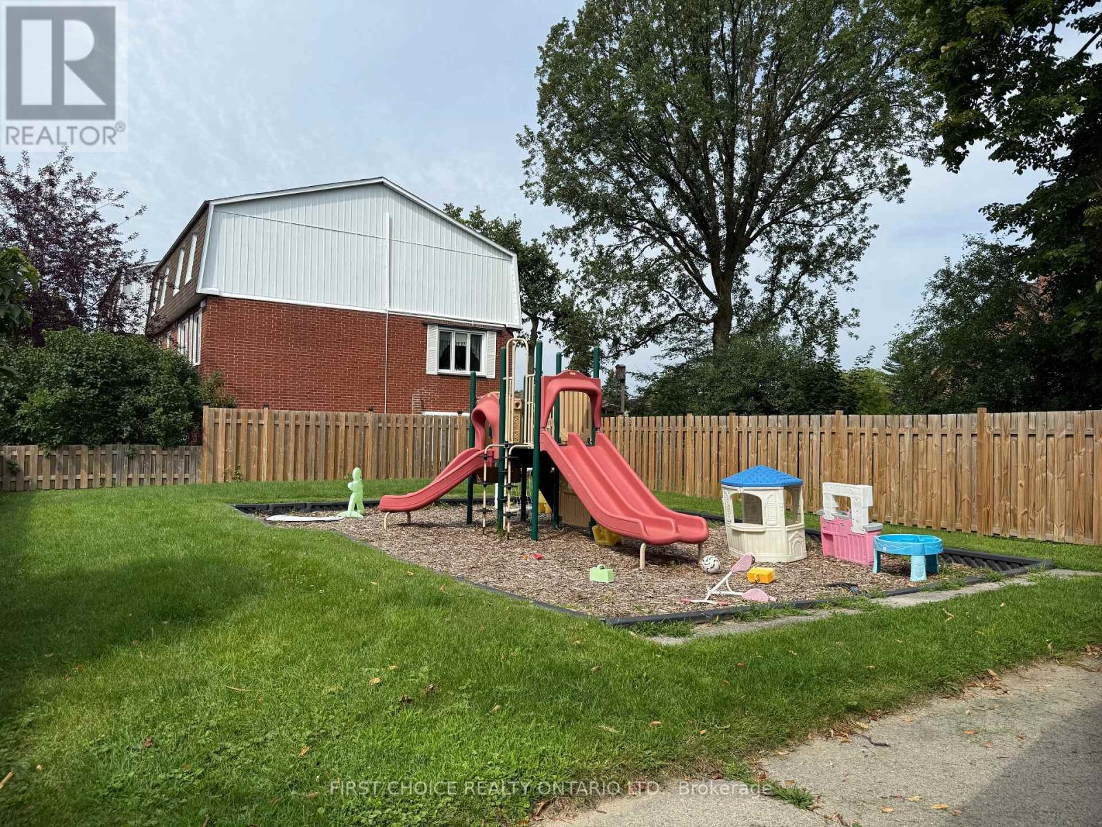 4 Bed, 3 Bath House for Sale in Ottawa – 32 APPLEBY PRIVATE N, Ottawa – MLS# X13653532 - Image 29