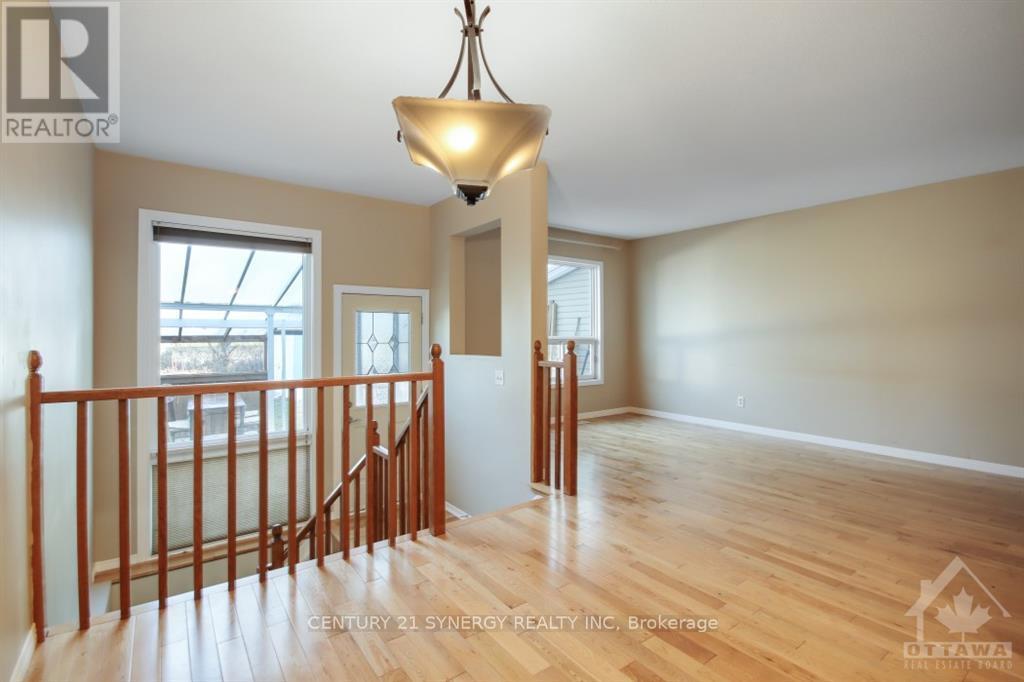 3 Bed, 3 Bath House for Rent in Ottawa – 532 POCONO CRESCENT, Ottawa – MLS# X13653580 - Image 10