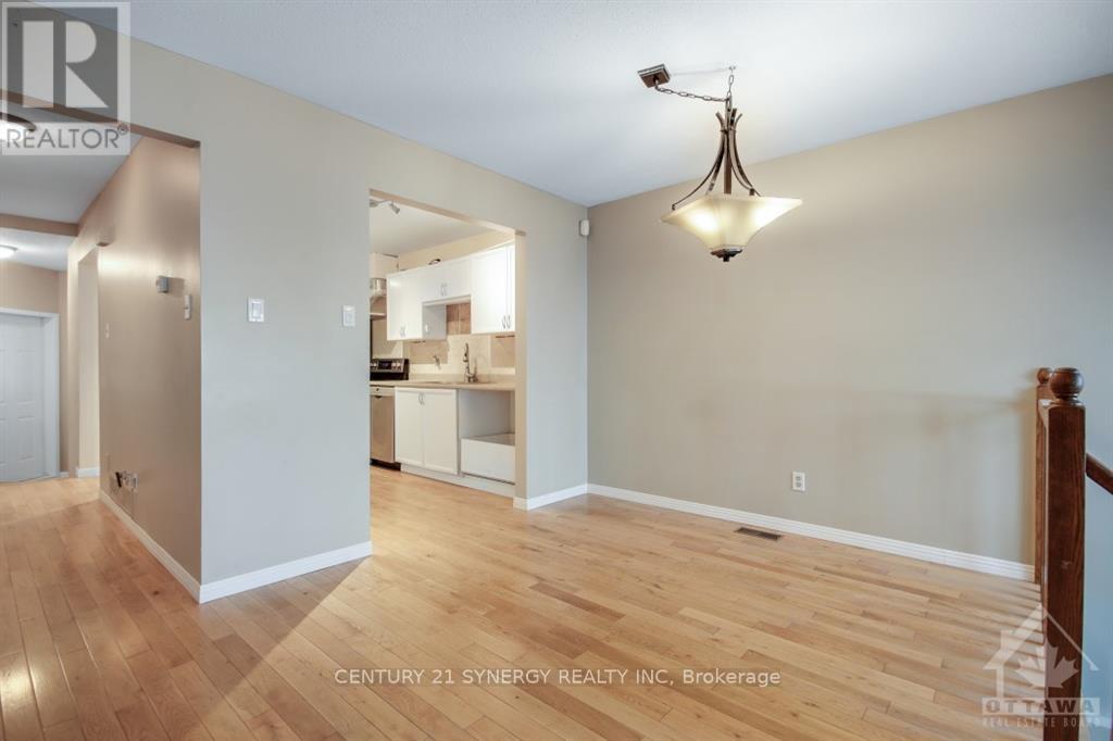 3 Bed, 3 Bath House for Rent in Ottawa – 532 POCONO CRESCENT, Ottawa – MLS# X13653580 - Image 8