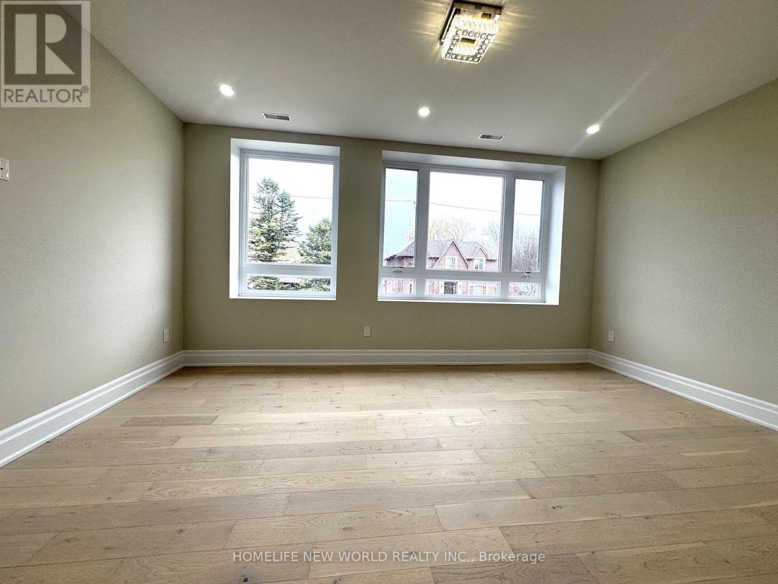 150 VIEWMOUNT AVENUE - 27
