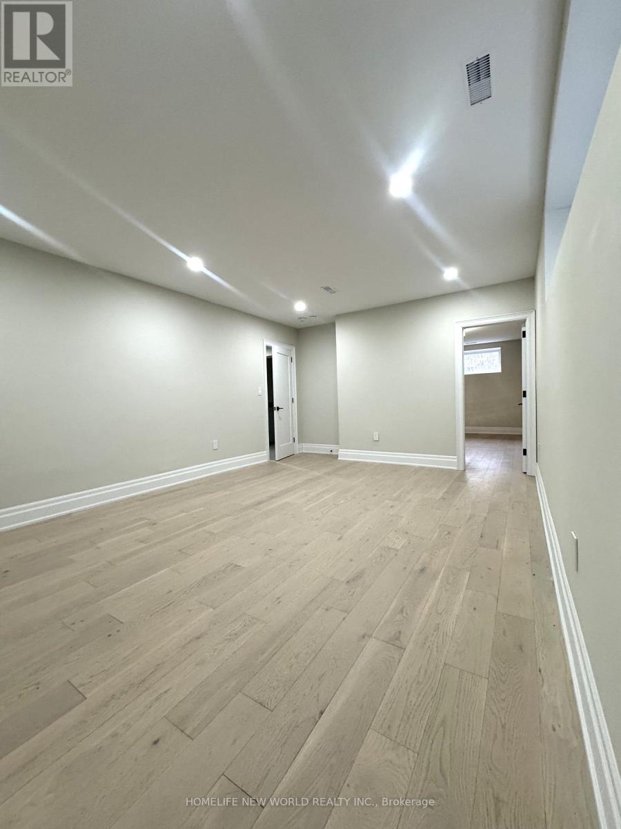 150 VIEWMOUNT AVENUE - 33