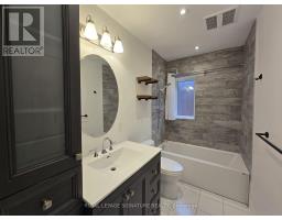 Upper - 141 Phillip Avenue, Toronto, ON M1N3R6 Photo 14
