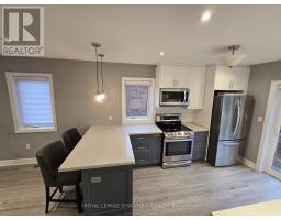 Upper - 141 Phillip Avenue, Toronto, ON M1N3R6 Photo 6