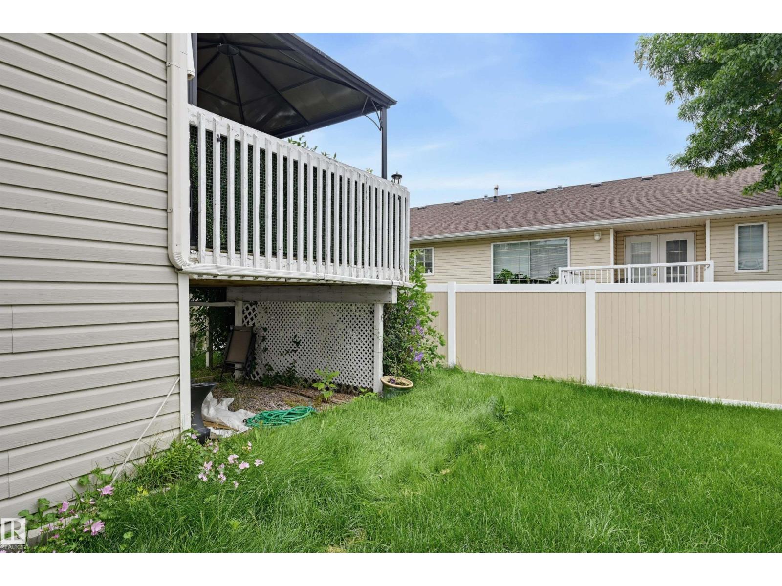 8 1920 Millwoods RD E NW - Photo 34
