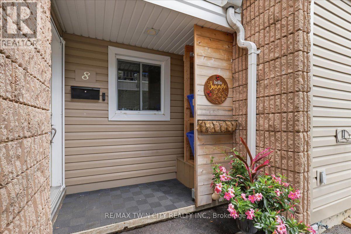 65 GLAMIS ROAD — photo 2